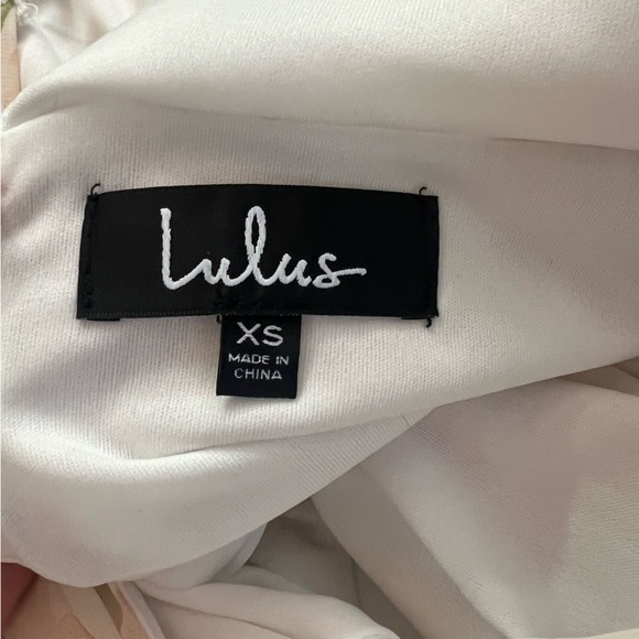 NWT Lulu’s Romantic Possibilities White Floral Maxi Dress - Picture 10 of 11